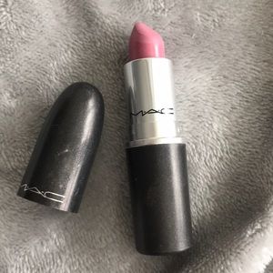 MAC Snob Lipstick